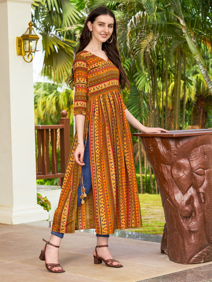 Geometric Printed Naira Kurta with Handmade Latakans