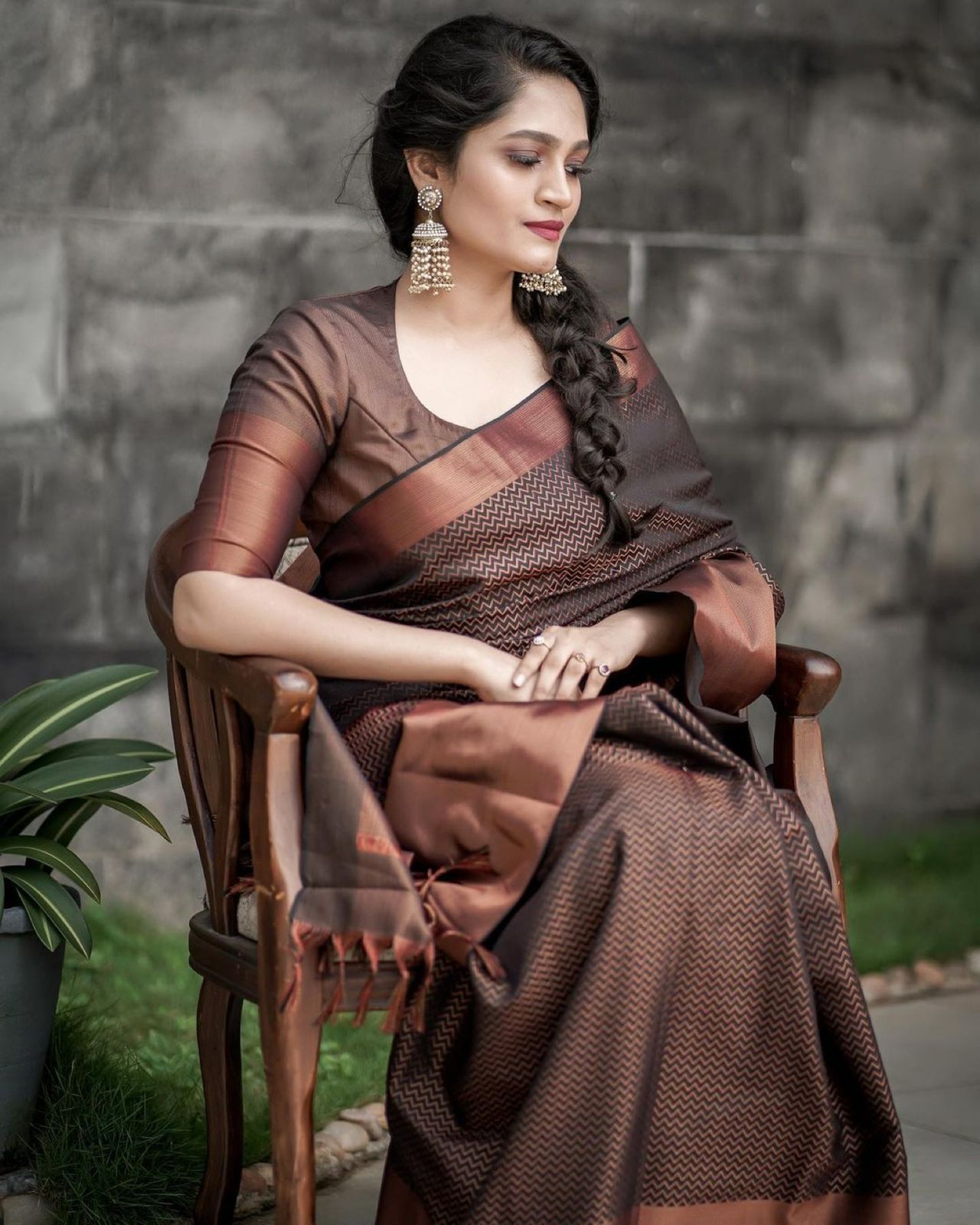 Beautiful Rich Pallu And Jaquard Work Brown Silk Saree