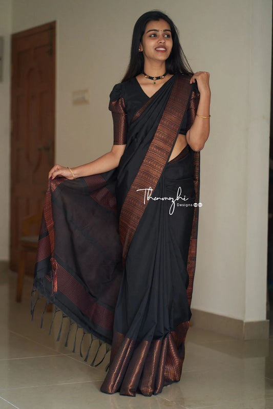 Black Soft Silk Saree Soft Lichi  With Weaving Border