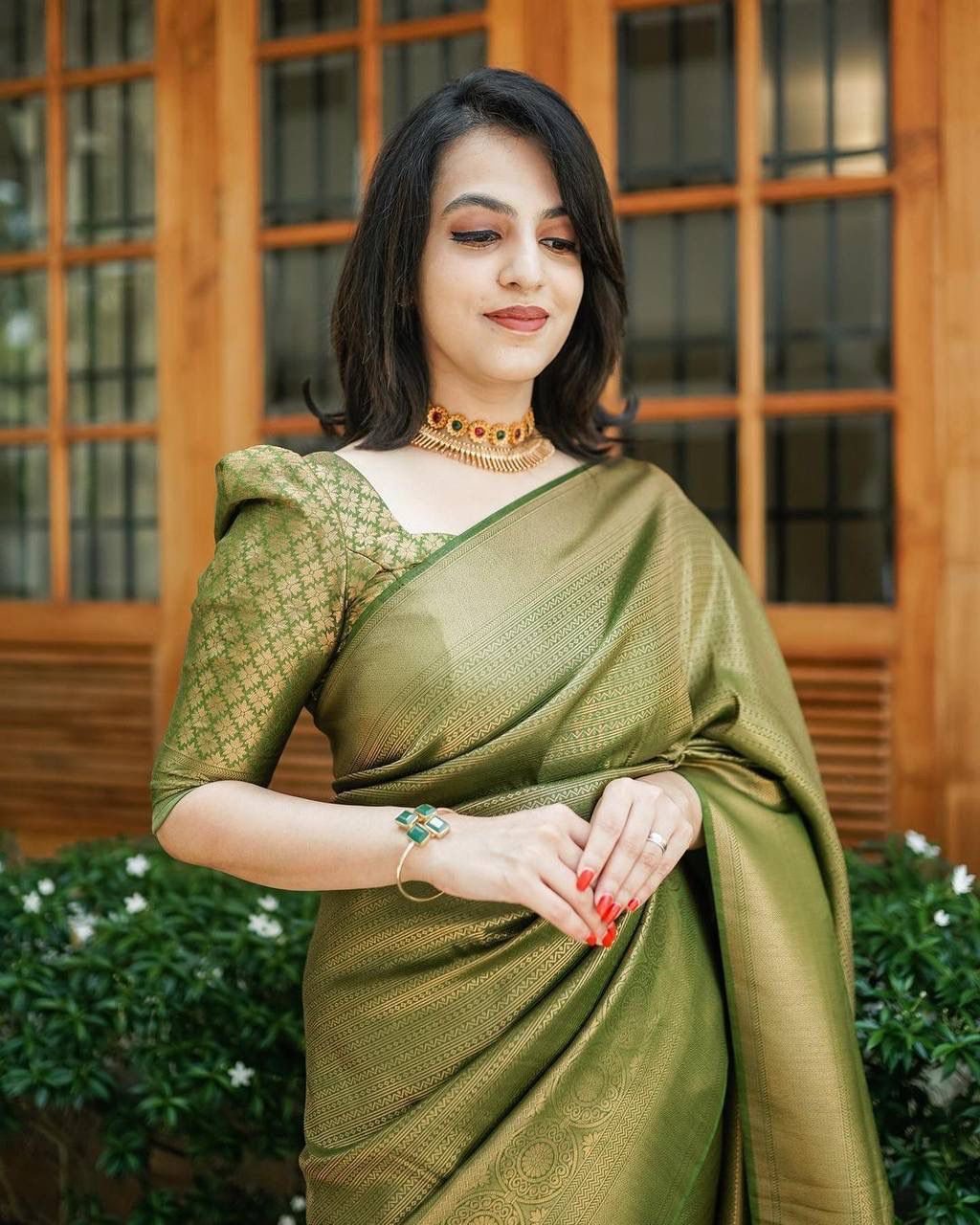 Army Green Linen Saree With Weaving Border