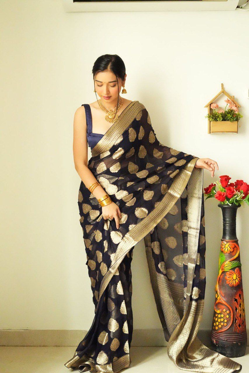 Black Banarasi Silk Saree With Zari Weaving Work