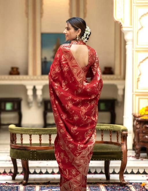 Red Colour Jacquard Border Soft Silk Saree