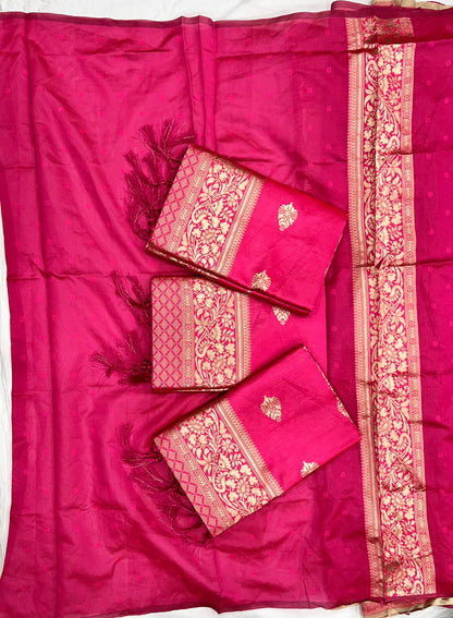 Dark Pink & Golden Kanjivaram Wedding Saree With Blouse