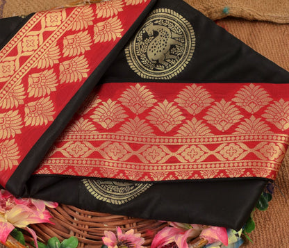 Black Silk Saree With Weaving Border