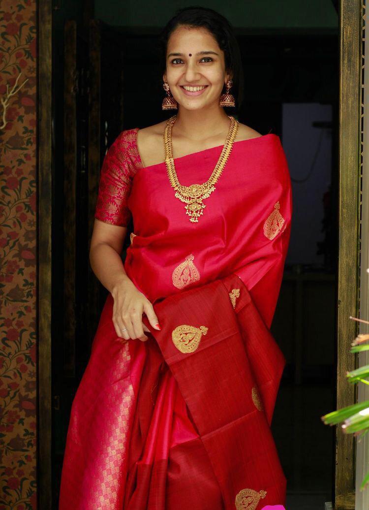 Red Silk Saree With Weaving Work