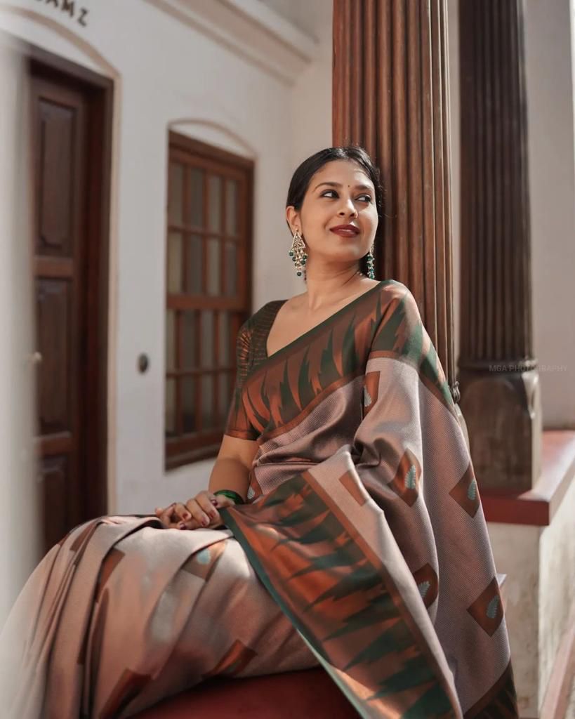 Silver Green Solf Silk Saree