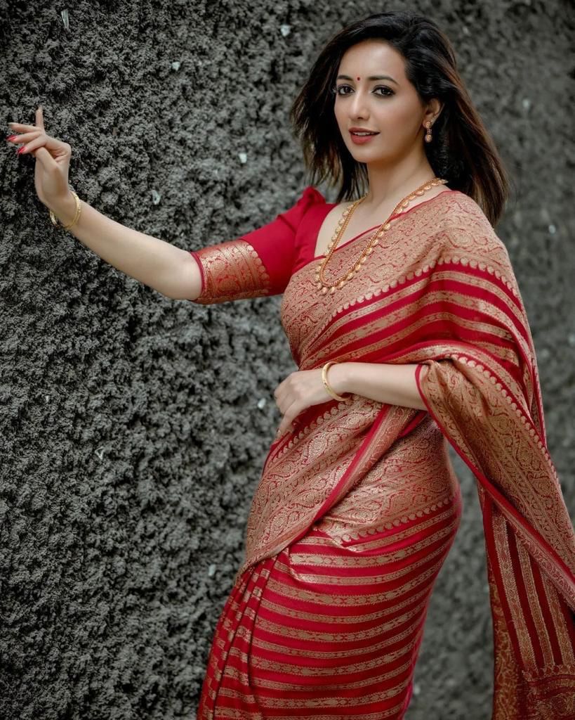 Red Laheriya Design Saree With Blouse