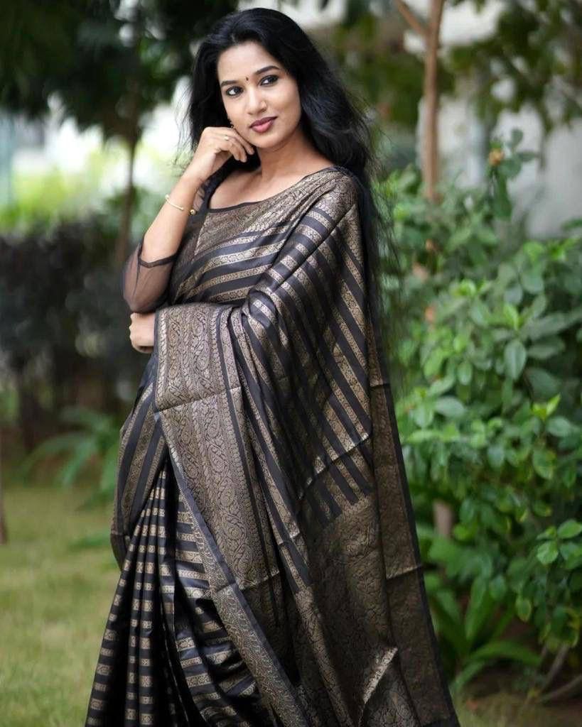 Midnight Black Colour Soft Lichi Silk Saree With Rich Pallu