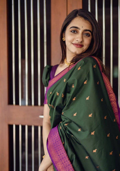 Dark green Pink Border Saree With Sequence Blouse