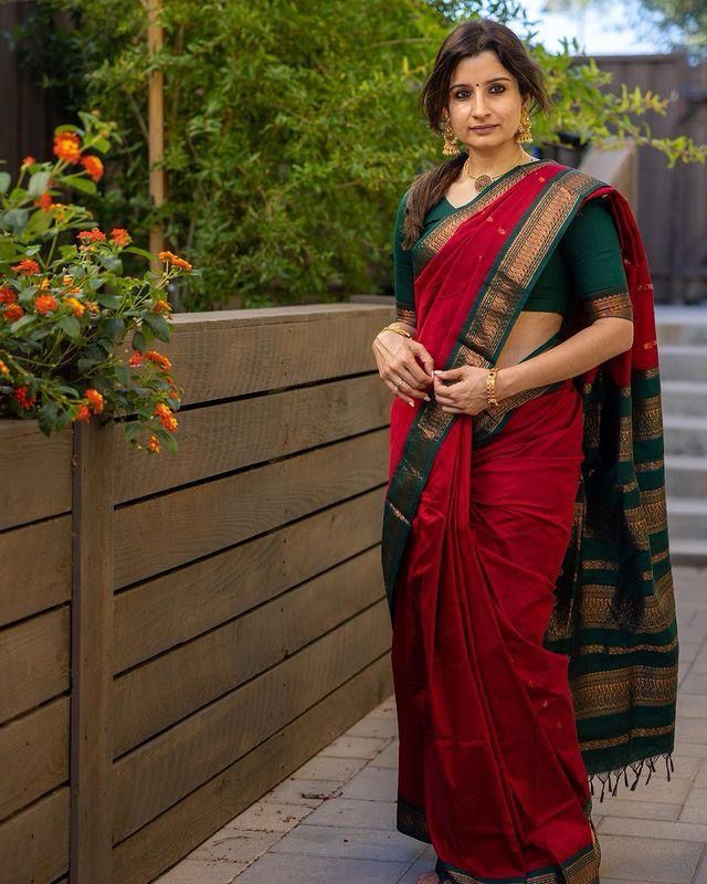 Red & Green Silk Saree With Zari Weaving Work